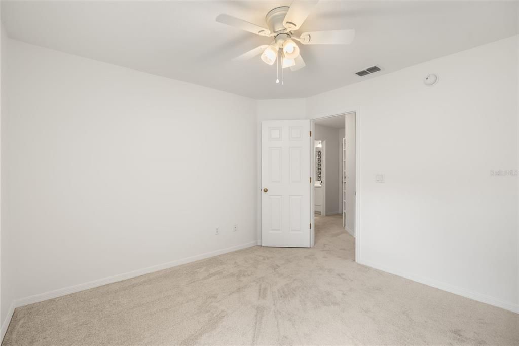 For Sale: $450,000 (4 beds, 2 baths, 2210 Square Feet)