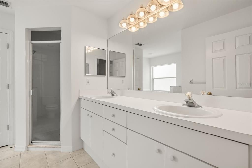 For Sale: $450,000 (4 beds, 2 baths, 2210 Square Feet)