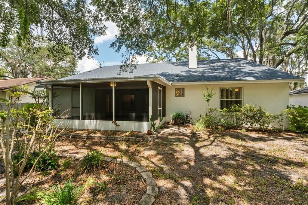 For Sale: $450,000 (4 beds, 2 baths, 2210 Square Feet)