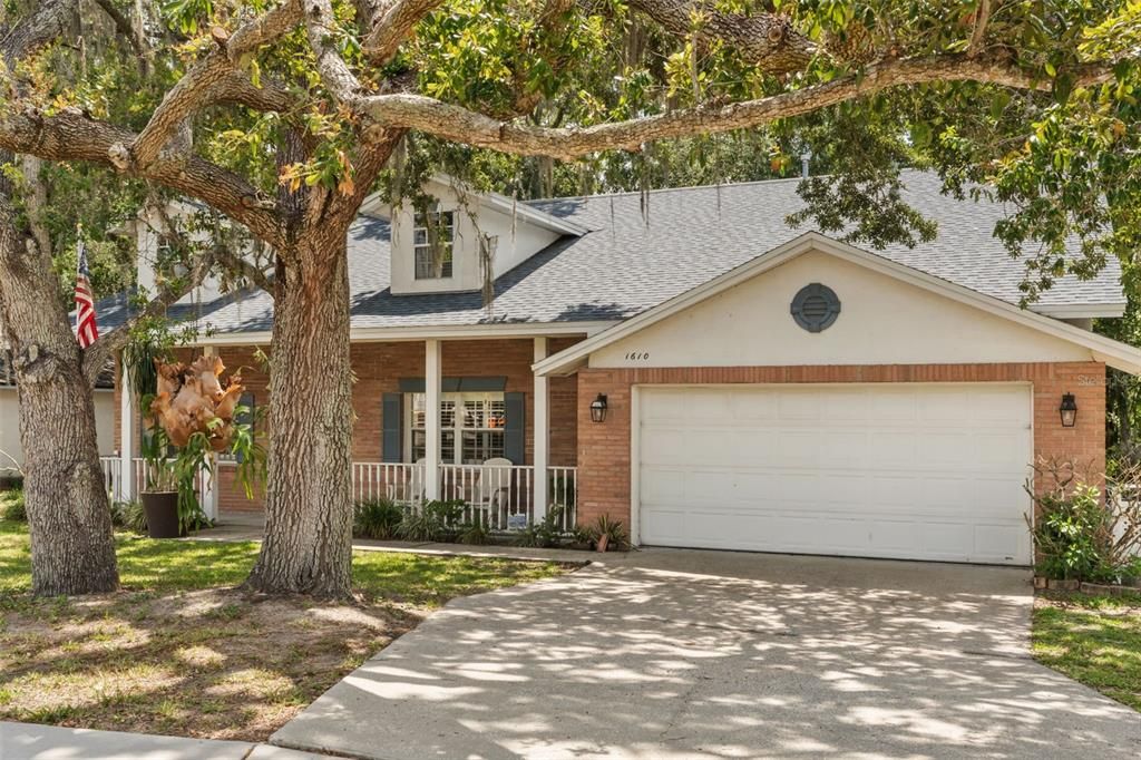 For Sale: $450,000 (4 beds, 2 baths, 2210 Square Feet)