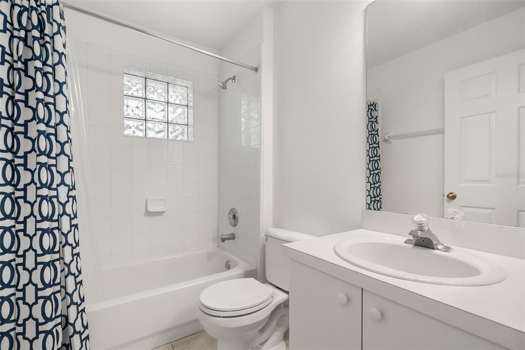 For Sale: $450,000 (4 beds, 2 baths, 2210 Square Feet)