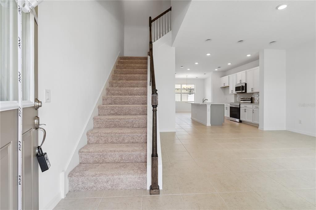 For Rent: $2,700 (3 beds, 2 baths, 1584 Square Feet)