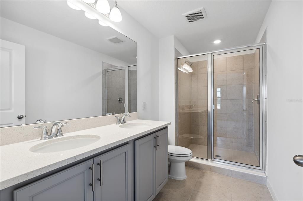 For Rent: $2,700 (3 beds, 2 baths, 1584 Square Feet)