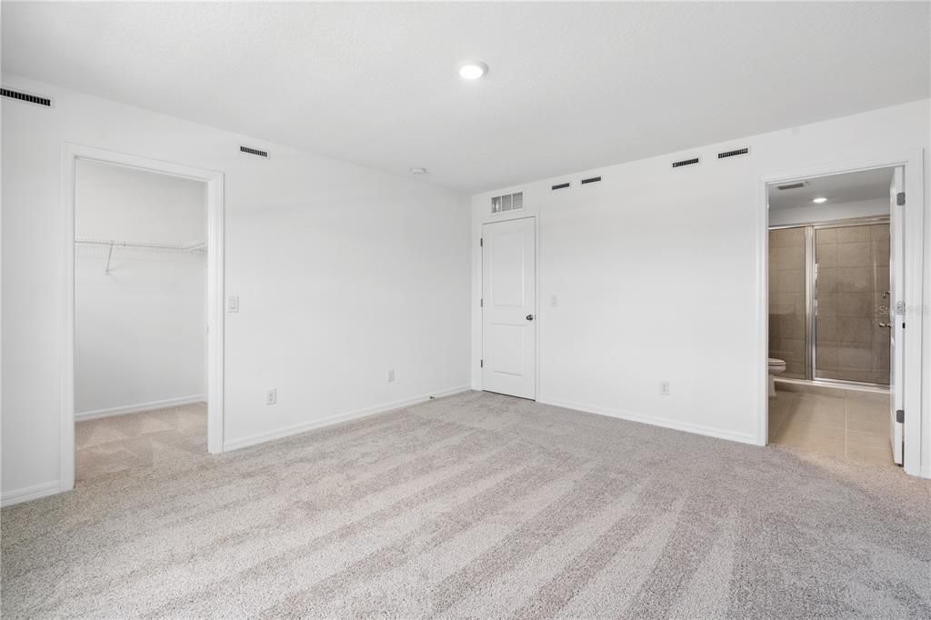For Rent: $2,700 (3 beds, 2 baths, 1584 Square Feet)