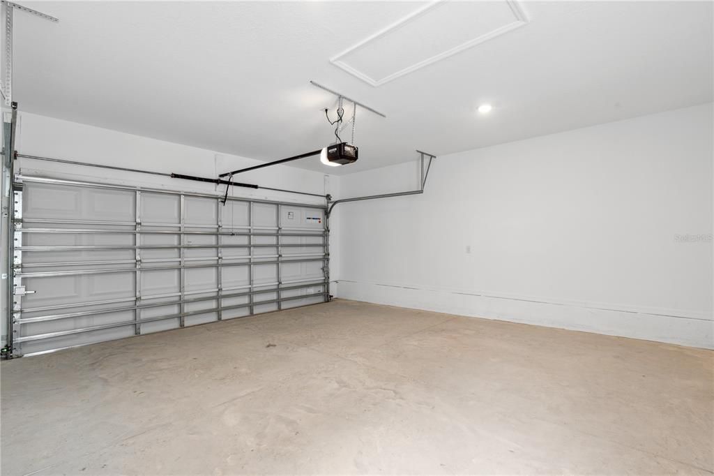 For Rent: $2,700 (3 beds, 2 baths, 1584 Square Feet)
