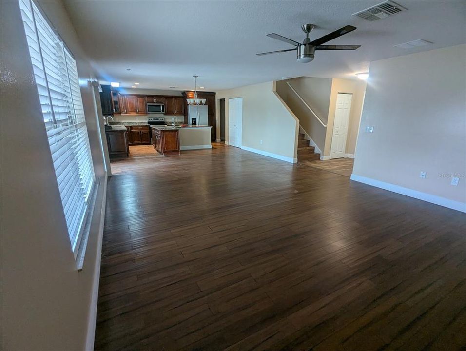 For Rent: $2,500 (4 beds, 2 baths, 2500 Square Feet)