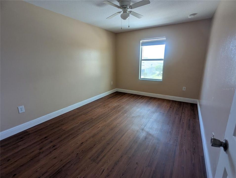 For Rent: $2,500 (4 beds, 2 baths, 2500 Square Feet)