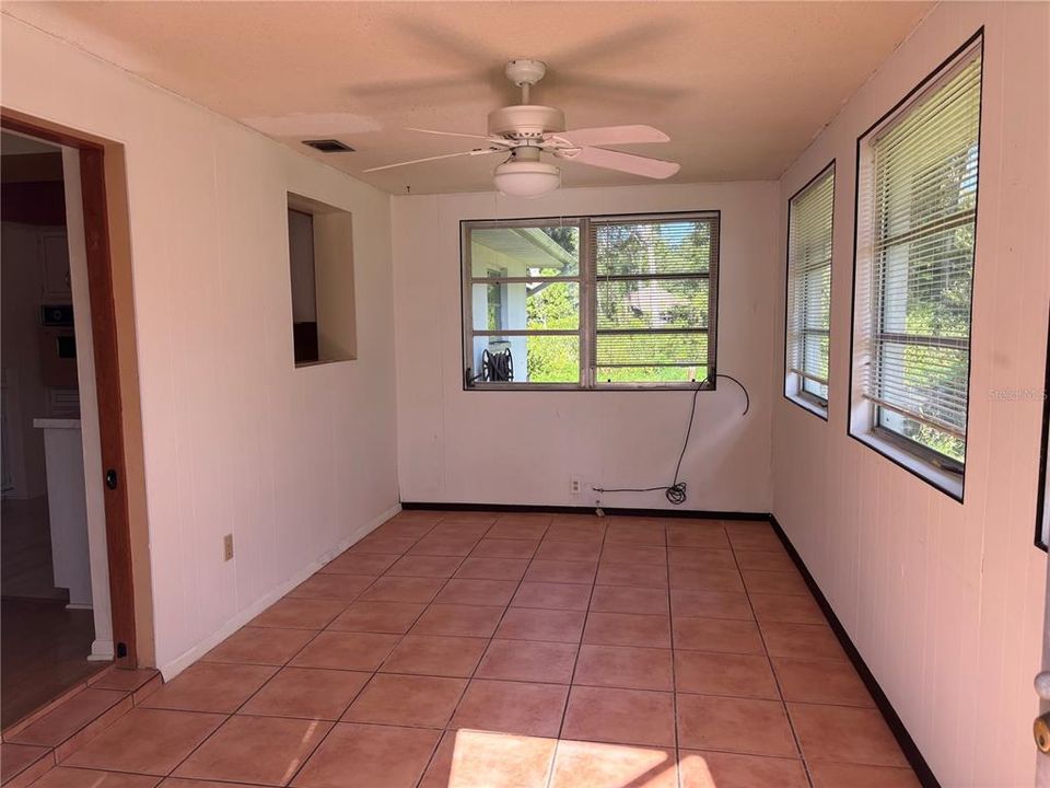 En Venta: $185,000 (2 camas, 2 baños, 1107 Pies cuadrados)