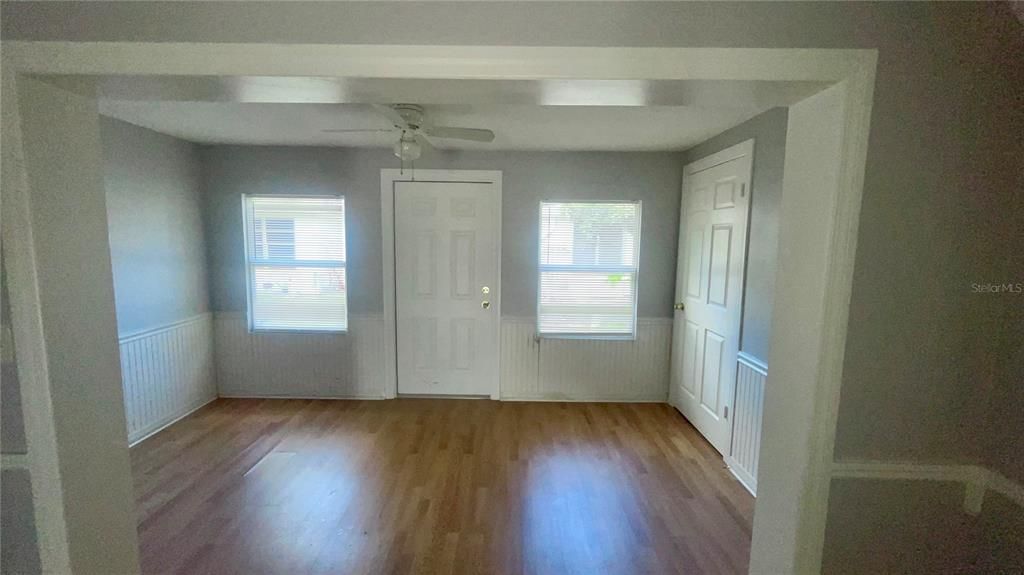 En Venta: $90,000 (2 camas, 1 baños, 959 Pies cuadrados)