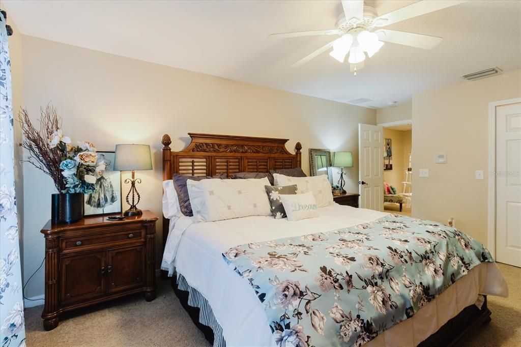 For Sale: $739,500 (4 beds, 3 baths, 3697 Square Feet)