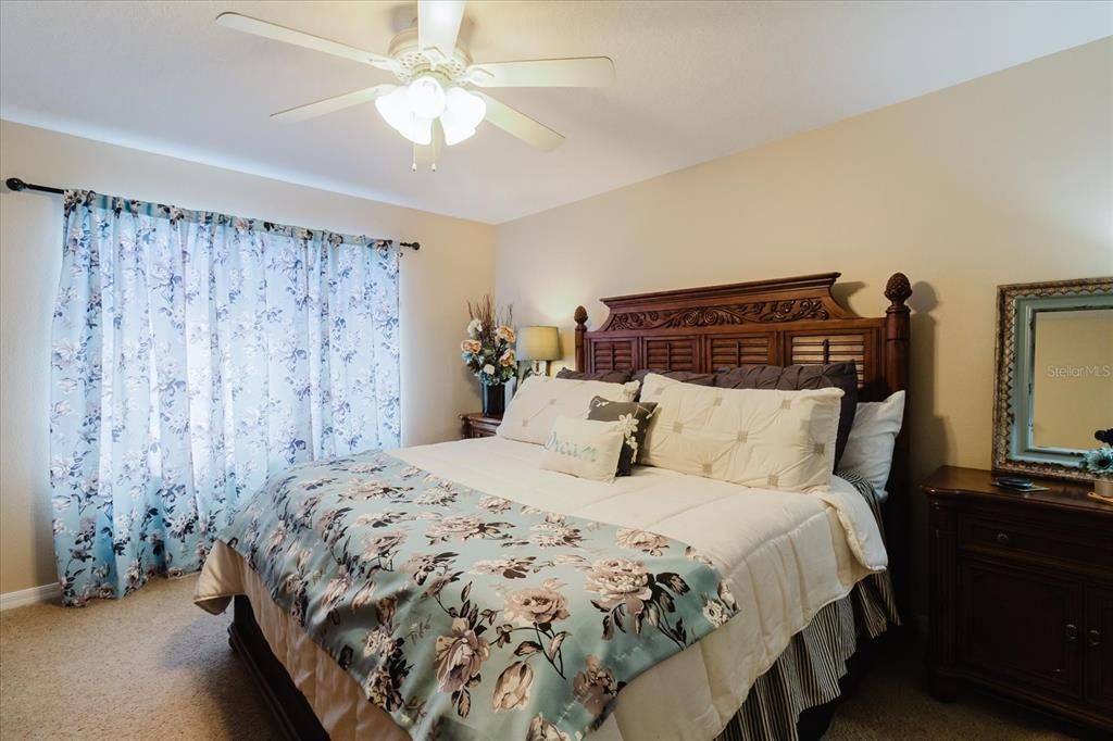 For Sale: $739,500 (4 beds, 3 baths, 3697 Square Feet)