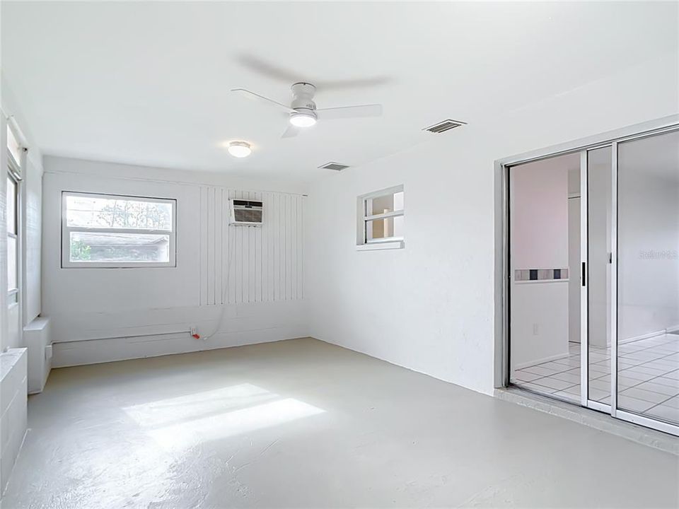 En Venta: $194,000 (2 camas, 2 baños, 968 Pies cuadrados)