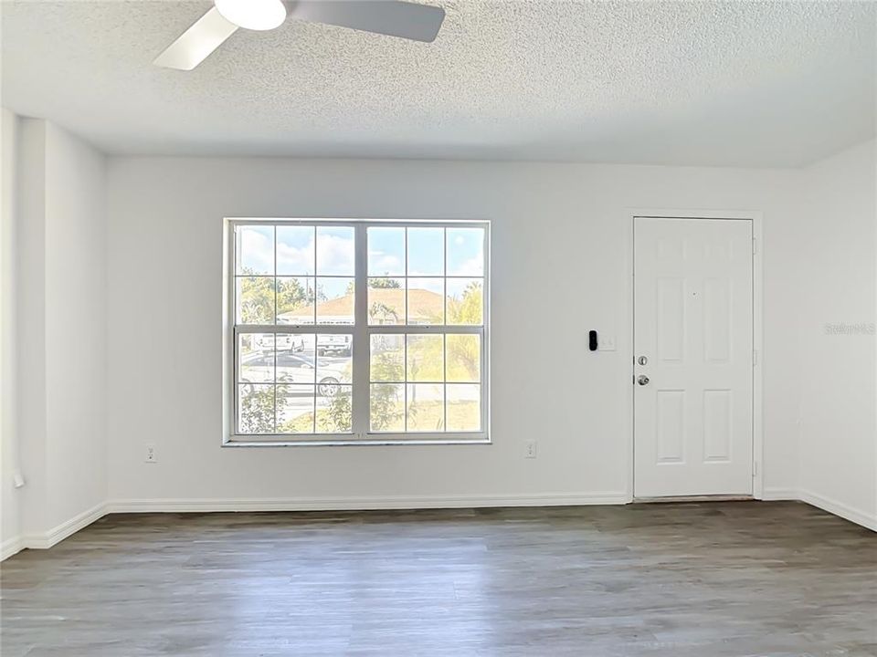 En Venta: $194,000 (2 camas, 2 baños, 968 Pies cuadrados)