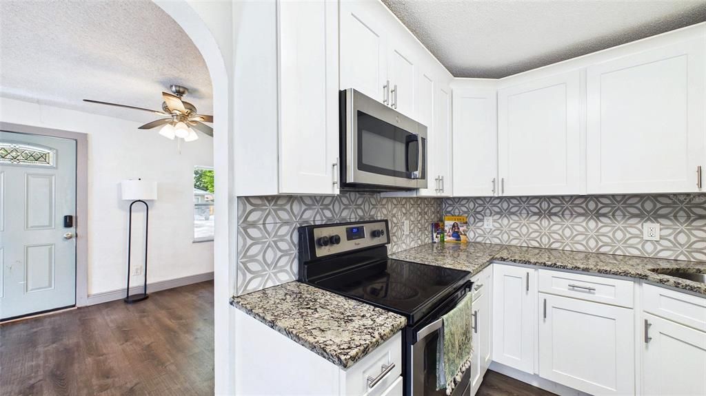 En Venta: $319,000 (2 camas, 2 baños, 1040 Pies cuadrados)