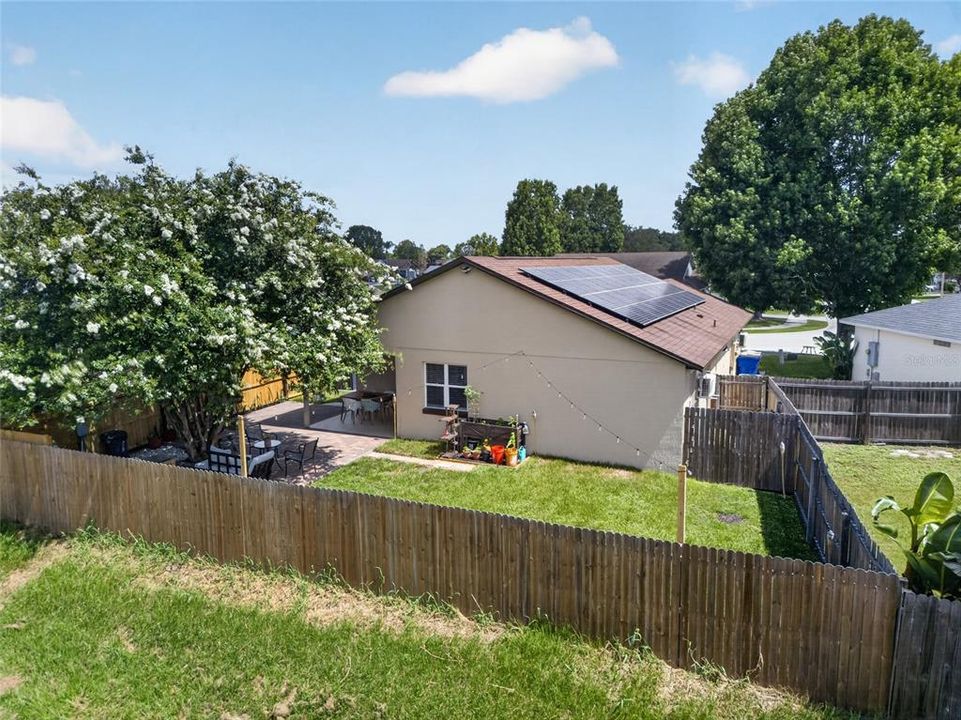 For Sale: $325,000 (3 beds, 2 baths, 1153 Square Feet)