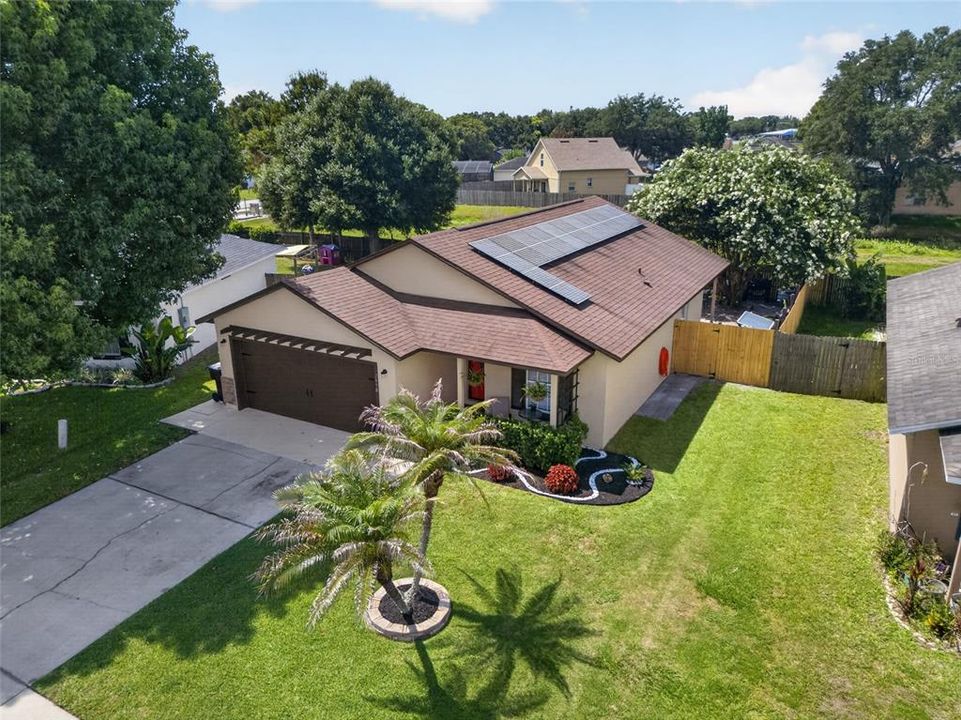 For Sale: $325,000 (3 beds, 2 baths, 1153 Square Feet)