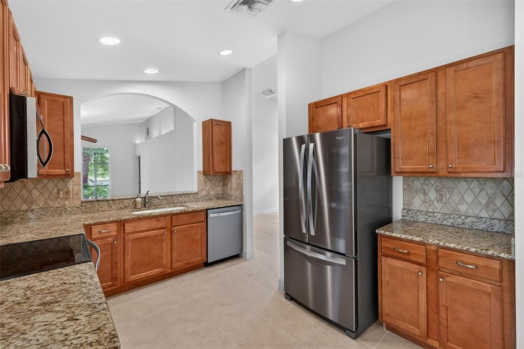 For Sale: $570,000 (2 beds, 2 baths, 1760 Square Feet)