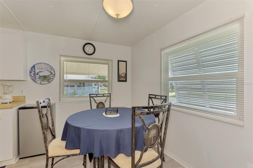 En Venta: $138,500 (2 camas, 2 baños, 960 Pies cuadrados)