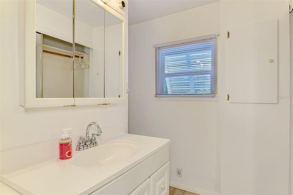 En Venta: $138,500 (2 camas, 2 baños, 960 Pies cuadrados)