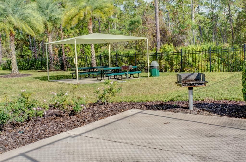 En Venta: $969,900 (6 camas, 4 baños, 4332 Pies cuadrados)
