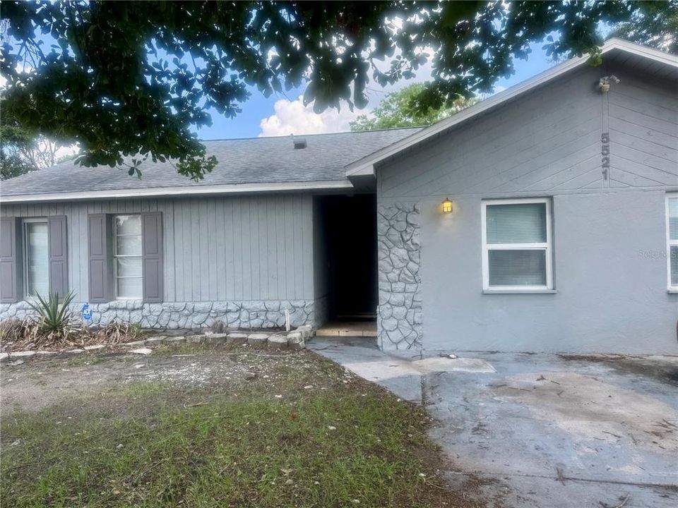 For Rent: $1,000 (0 beds, 1 baths, 400 Square Feet)