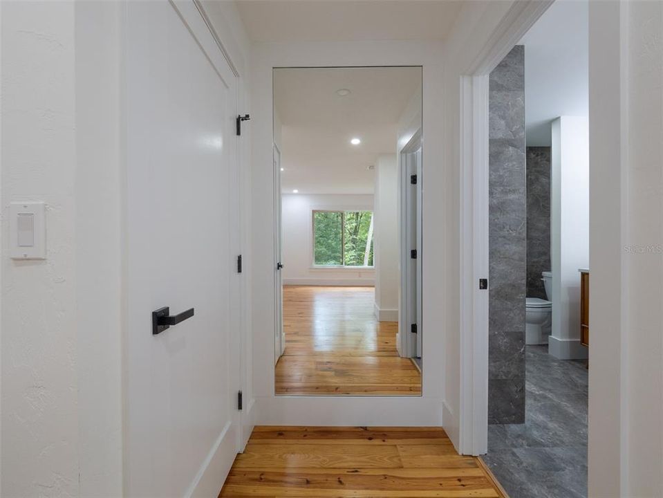 For Sale: $1,199,000 (3 beds, 3 baths, 2976 Square Feet)