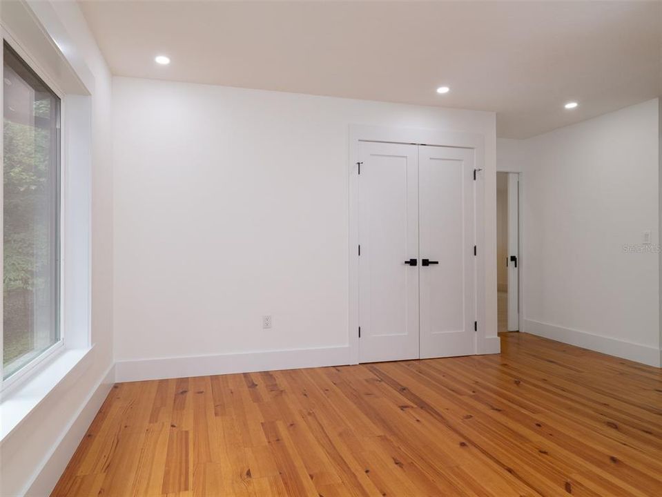 For Sale: $1,199,000 (3 beds, 3 baths, 2976 Square Feet)