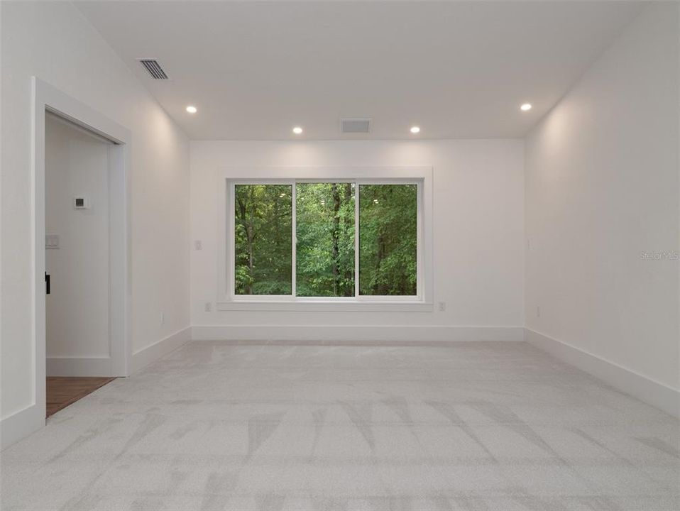 For Sale: $1,199,000 (3 beds, 3 baths, 2976 Square Feet)