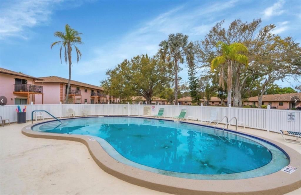 For Rent: $2,090 (2 beds, 2 baths, 1110 Square Feet)