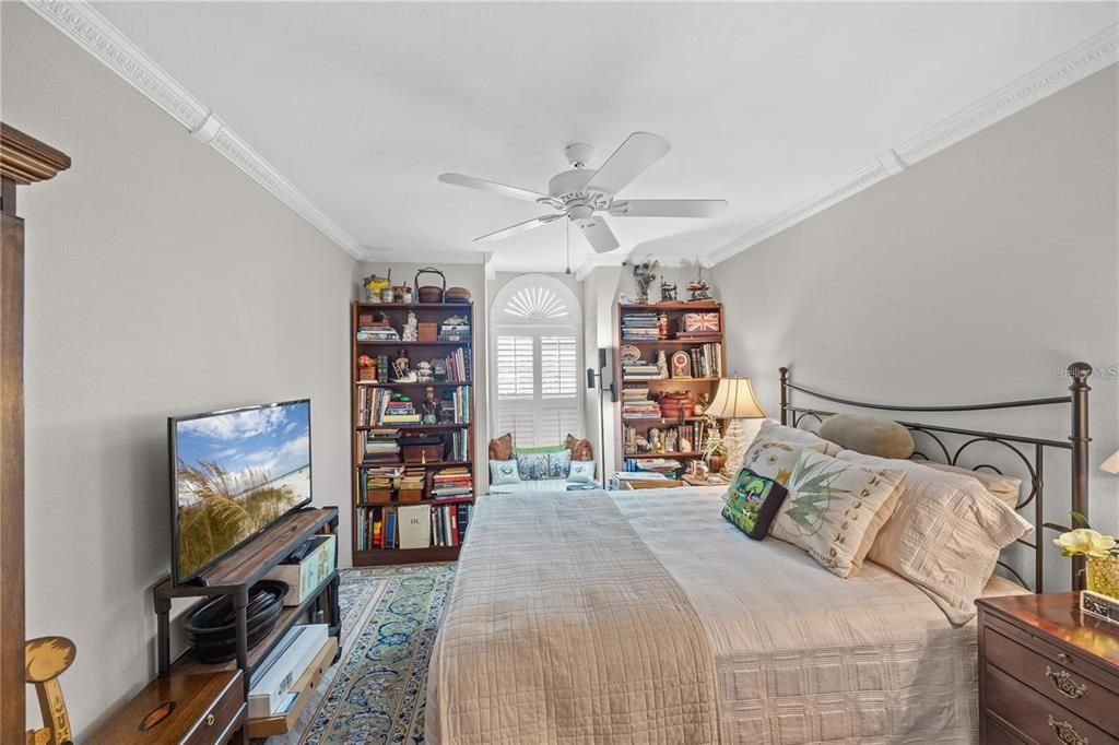For Sale: $442,000 (2 beds, 2 baths, 1454 Square Feet)