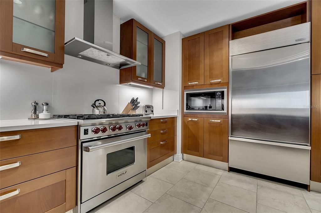 For Sale: $2,950,000 (4 beds, 4 baths, 2625 Square Feet)