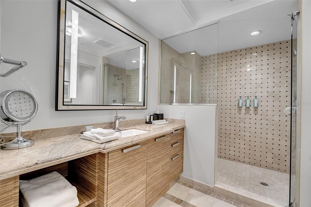 For Sale: $2,950,000 (4 beds, 4 baths, 2625 Square Feet)