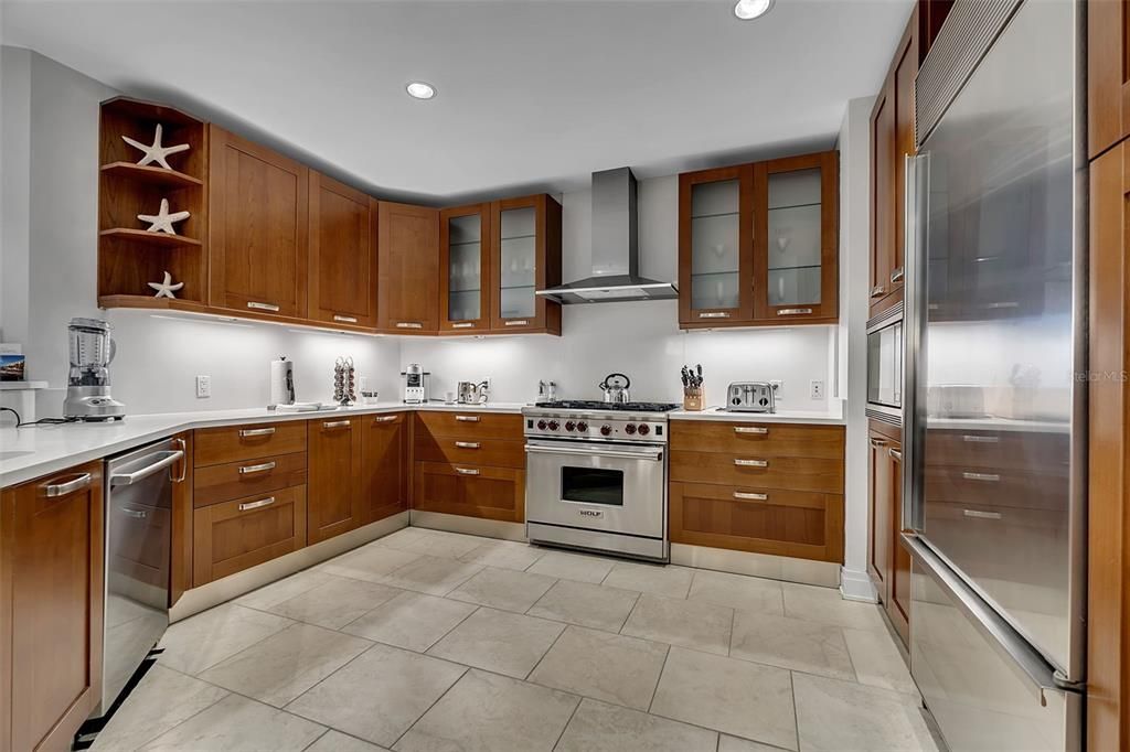 For Sale: $2,950,000 (4 beds, 4 baths, 2625 Square Feet)