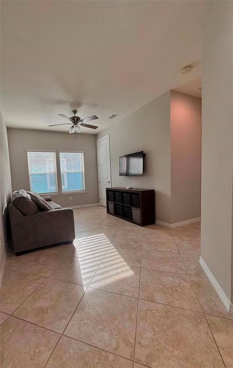 For Sale: $499,900 (4 beds, 2 baths, 2148 Square Feet)