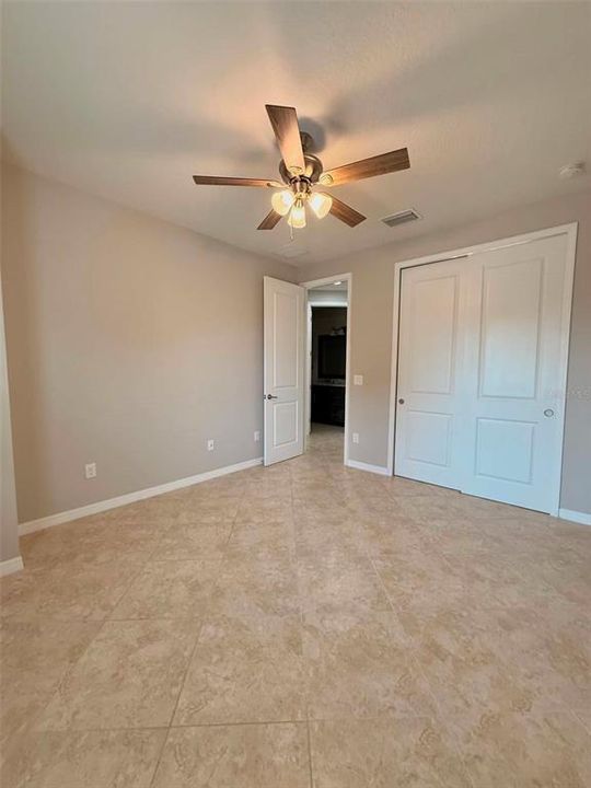 For Sale: $499,900 (4 beds, 2 baths, 2148 Square Feet)
