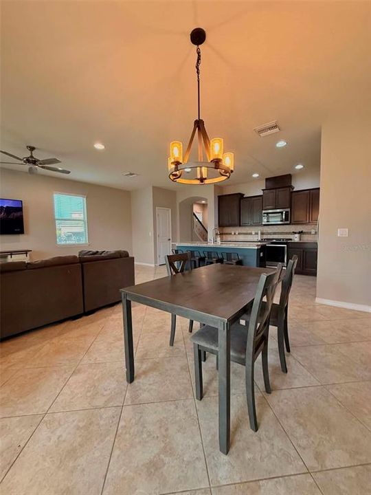 For Sale: $499,900 (4 beds, 2 baths, 2148 Square Feet)