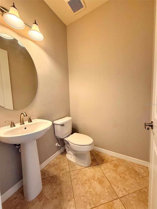 For Sale: $499,900 (4 beds, 2 baths, 2148 Square Feet)