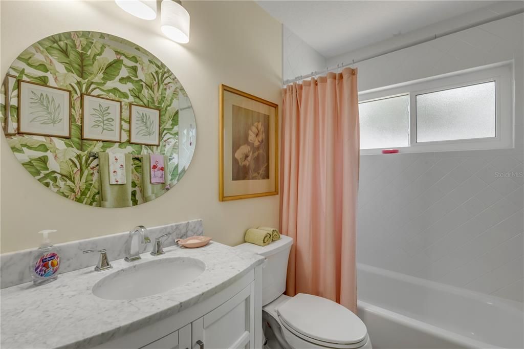 На продажу: $459,900 (3 спален, 2 ванн, 1712 Квадратных фут)