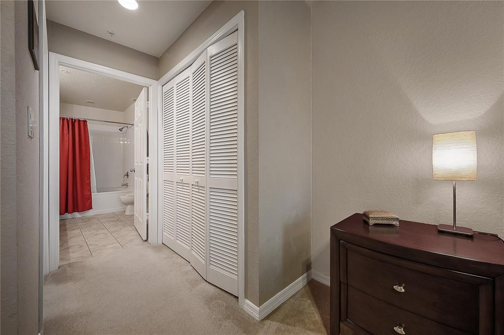 В аренду: $2,950 (2 спален, 2 ванн, 1184 Квадратных фут)