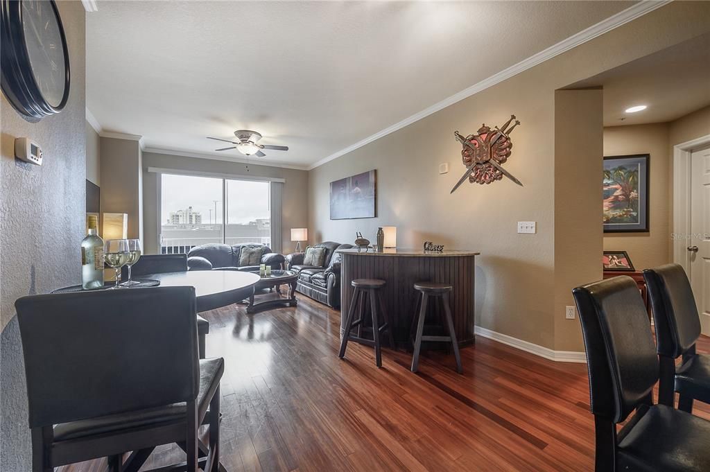 В аренду: $2,950 (2 спален, 2 ванн, 1184 Квадратных фут)