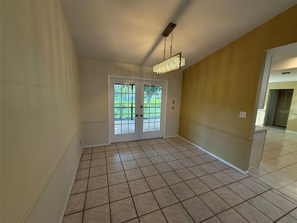 For Rent: $1,800 (3 beds, 2 baths, 1622 Square Feet)