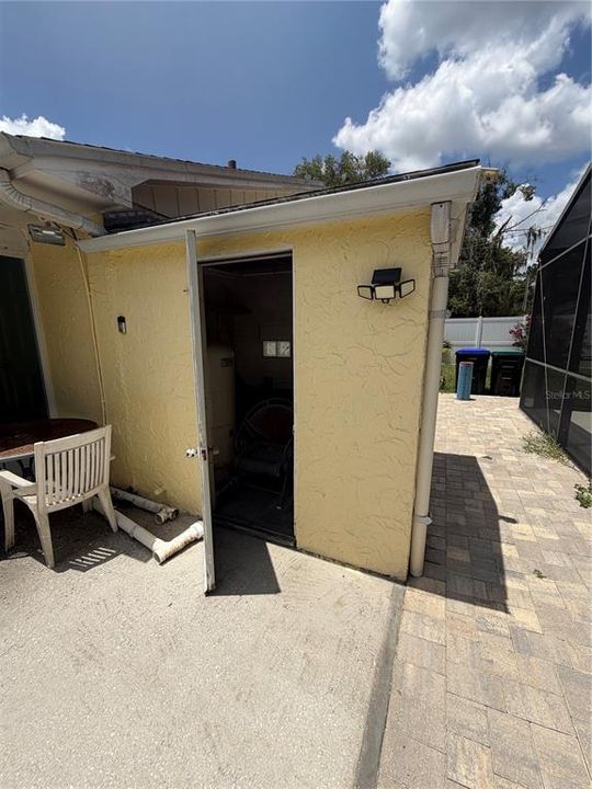 For Sale: $419,900 (3 beds, 2 baths, 1608 Square Feet)