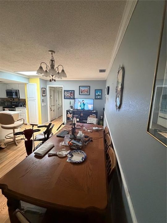 For Sale: $419,900 (3 beds, 2 baths, 1608 Square Feet)