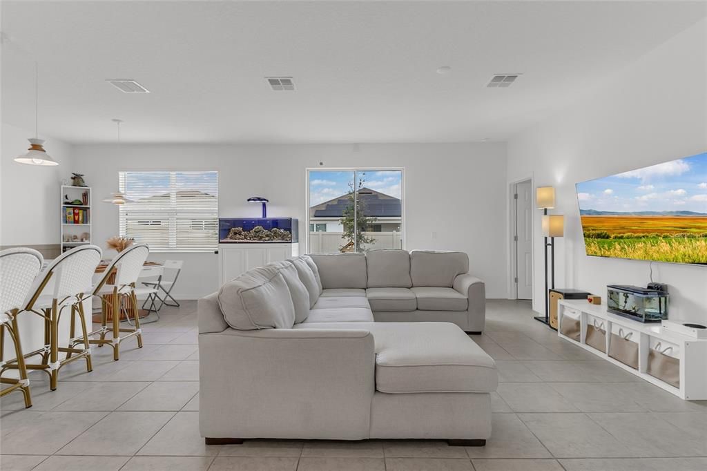 For Sale: $295,990 (3 beds, 2 baths, 1520 Square Feet)