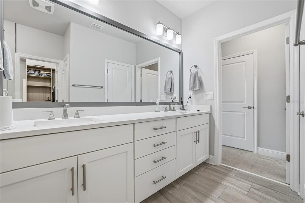 For Rent: $5,200 (3 beds, 3 baths, 1936 Square Feet)
