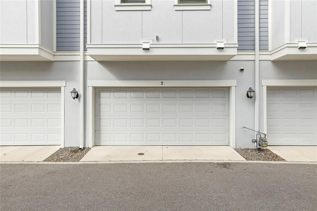 For Rent: $5,200 (3 beds, 3 baths, 1936 Square Feet)