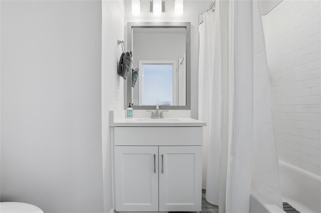 For Rent: $5,200 (3 beds, 3 baths, 1936 Square Feet)