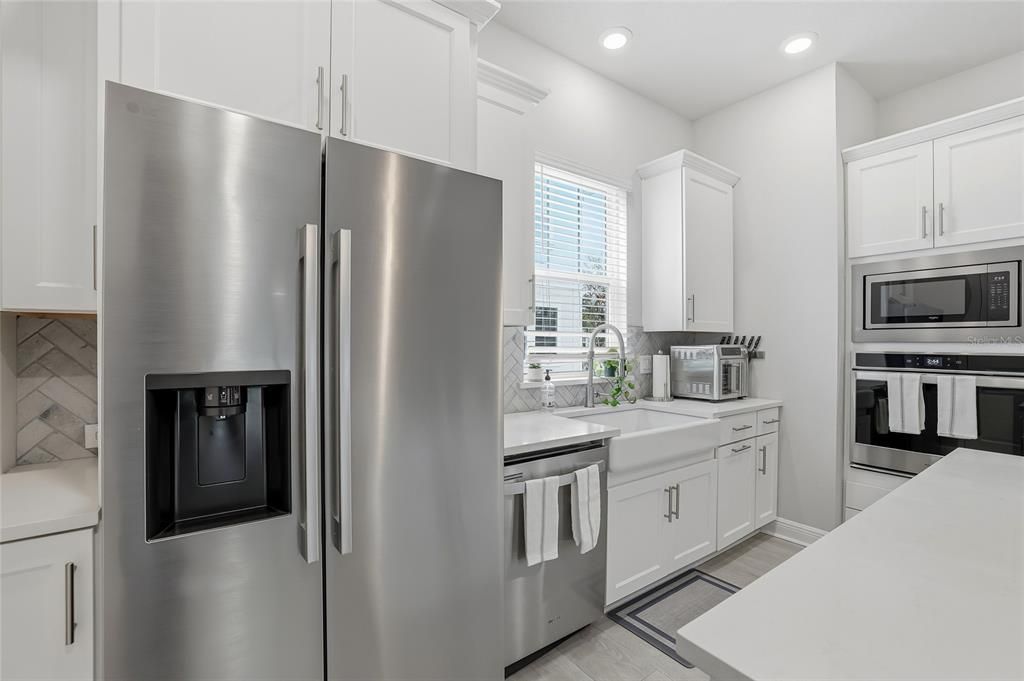 For Rent: $5,200 (3 beds, 3 baths, 1936 Square Feet)