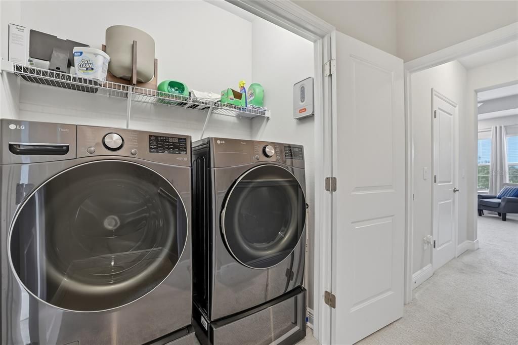 For Rent: $5,200 (3 beds, 3 baths, 1936 Square Feet)