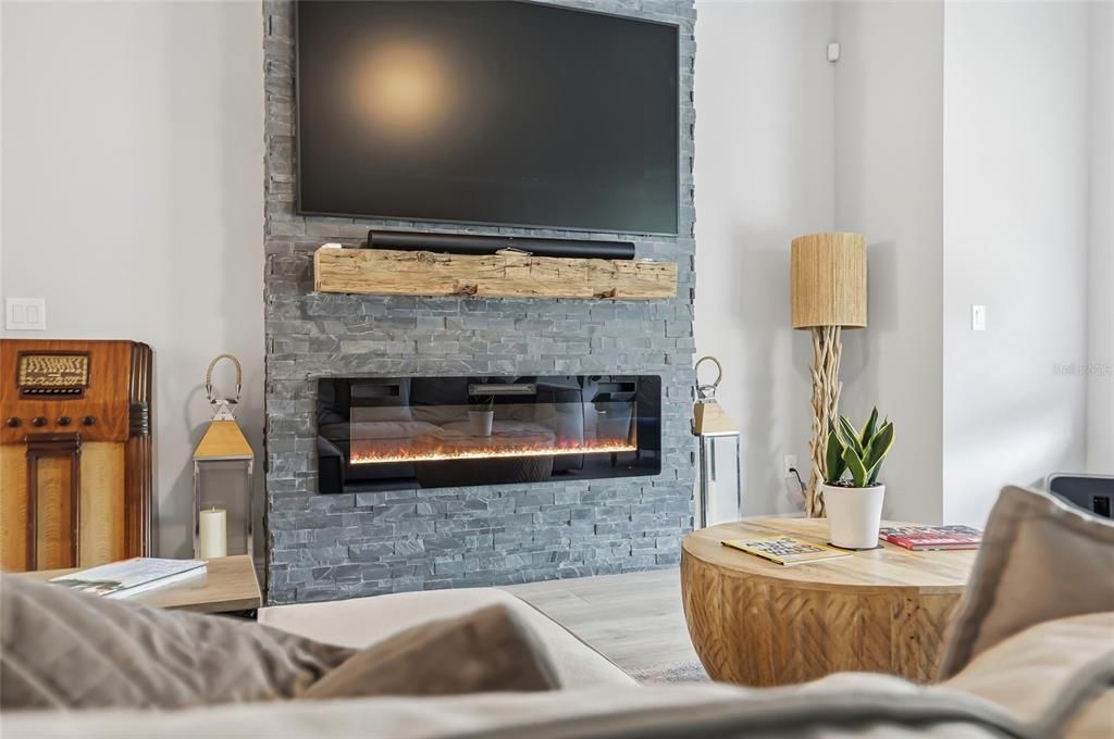 For Rent: $5,200 (3 beds, 3 baths, 1936 Square Feet)
